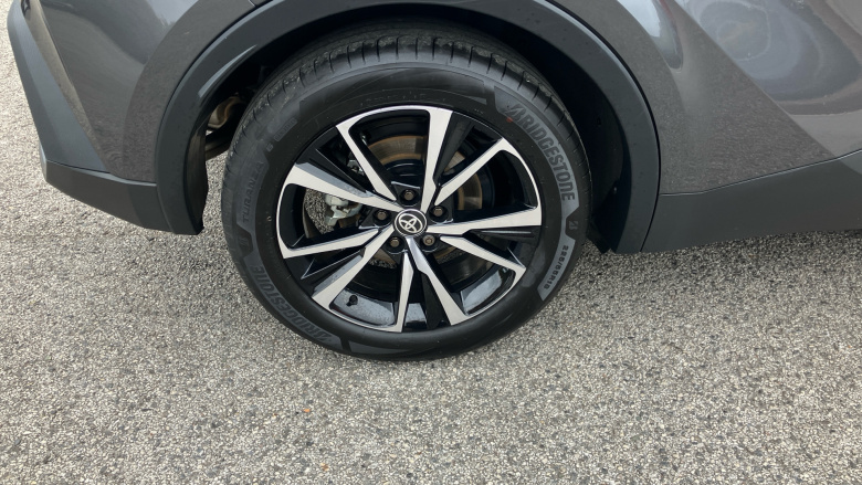 Toyota C-HR 1.8 Hybrid Design 5dr CVT Hybrid Hatchback